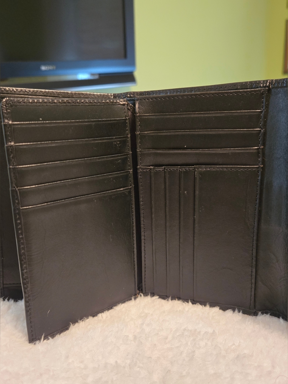 Coach Black Leather, Signature Jacquard Fabric Wallet, Trifold Snap Closure - Picture 12 of 15